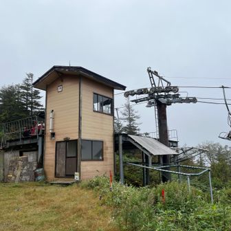 リフト降り場に到着です
