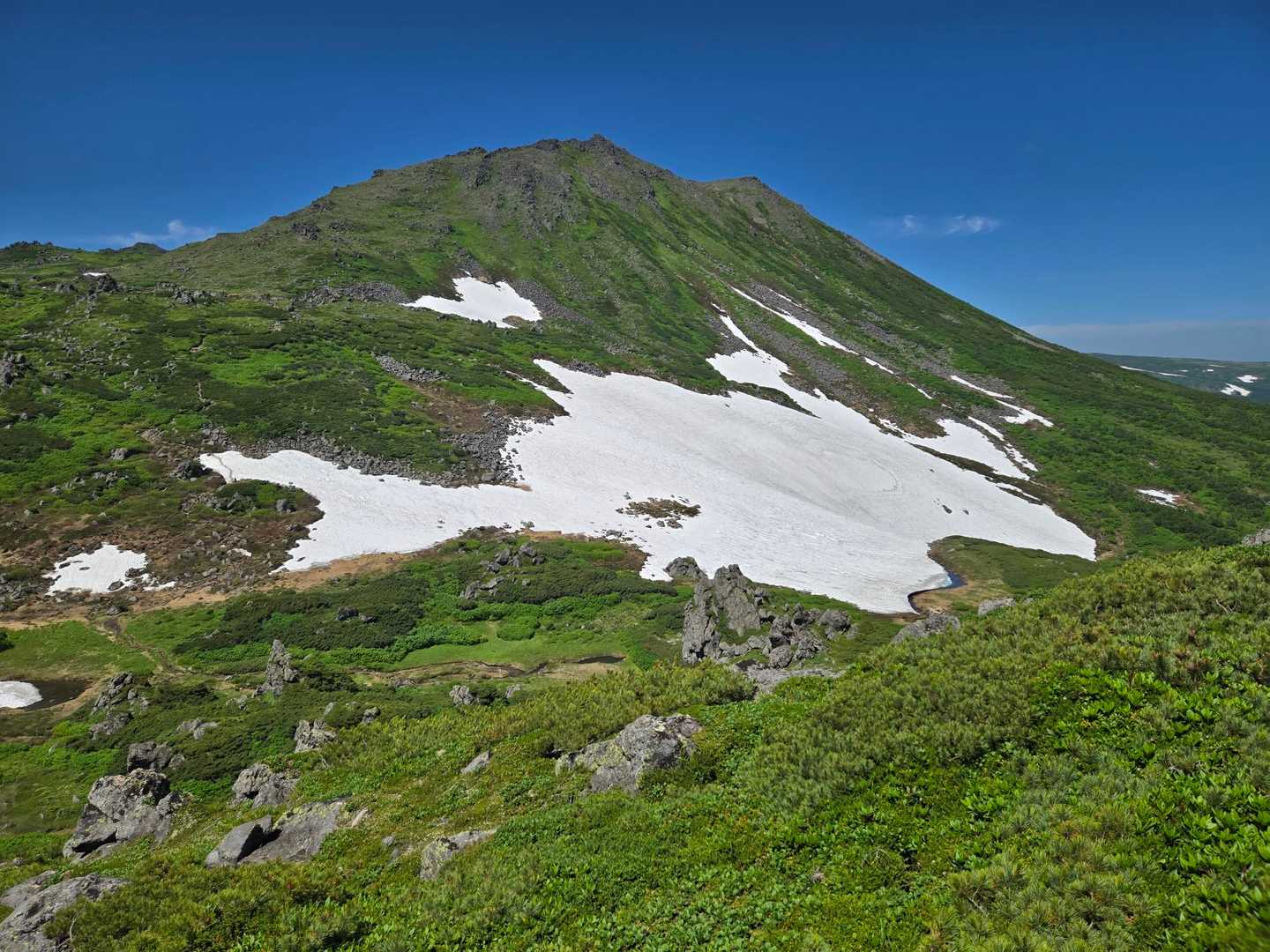 美しいトムラウシ山