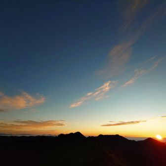 今日も好天に恵まれますよう🌄