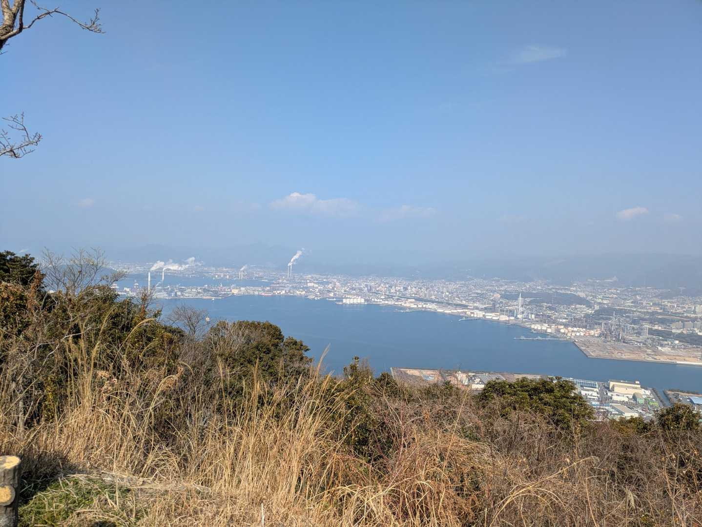 山頂広場は絶景が広がっています