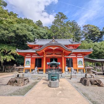 中山寺奥之院。