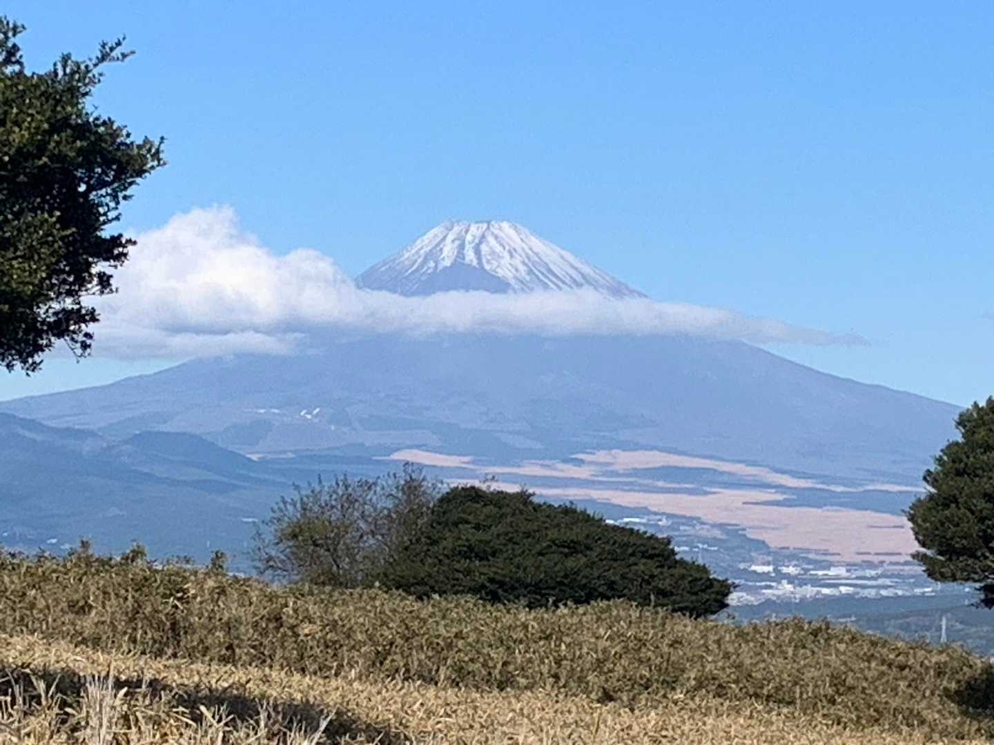 頂上手前の富士山。
雲が迫ってる。
