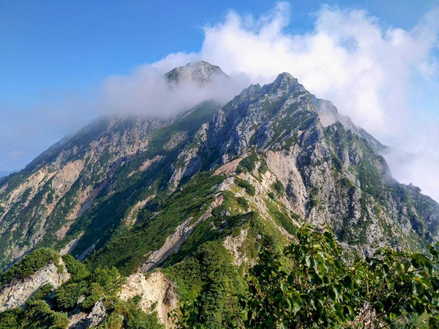 柏原新道登山口-爺ヶ岳-布引山-鹿島槍ヶ岳-鹿島槍ヶ岳-口 縦走コースの写真