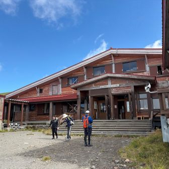 室堂センター着。まだいける。
