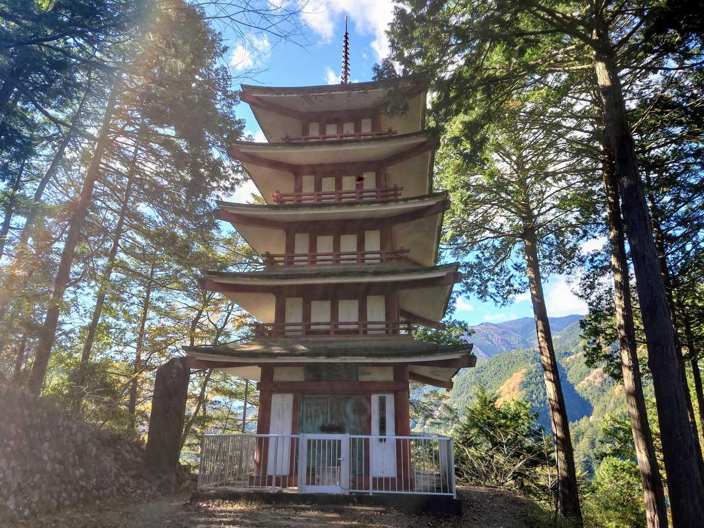 愛宕神社・五重塔