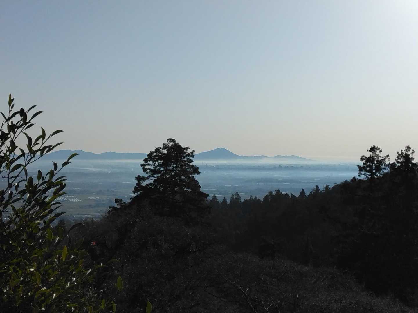 大平神社から筑波山遠望