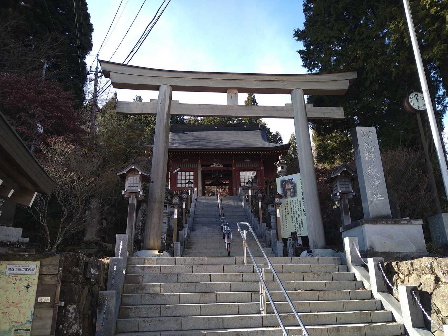 さ、詣りましょう。