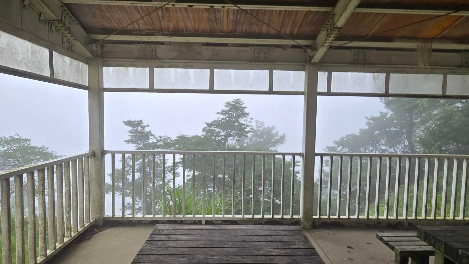 誰もいない