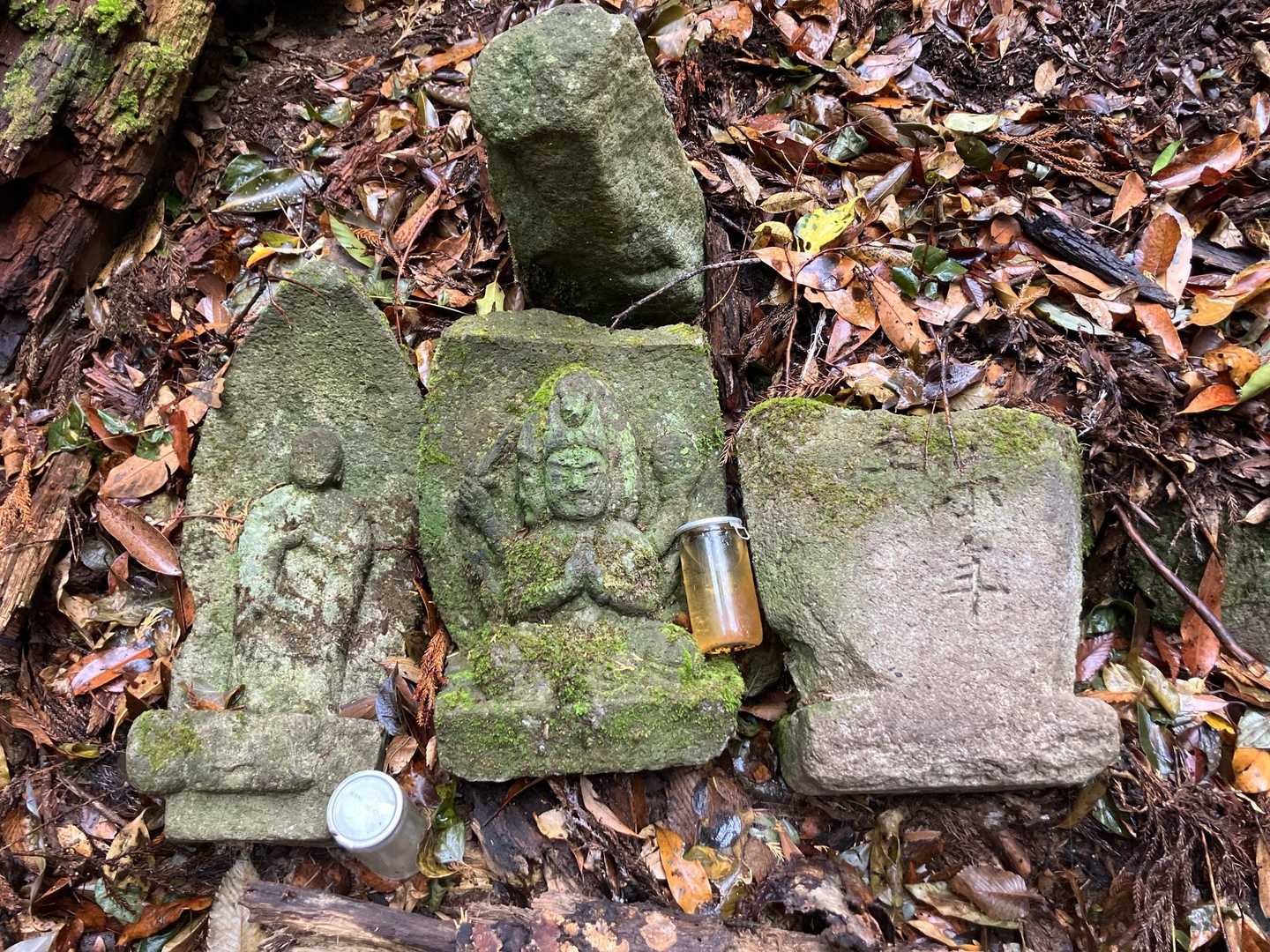 龍神様の下
分岐に祀られます🙏