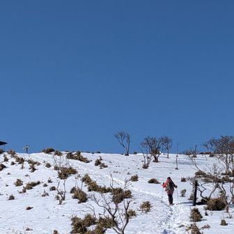 東屋へ向かいます。
