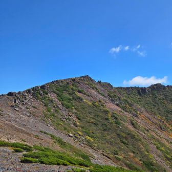 あそこが真狩岳(まっかりだけ)ね