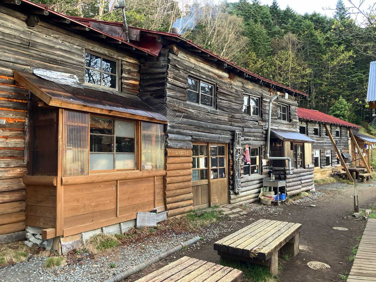 甲武信小屋
