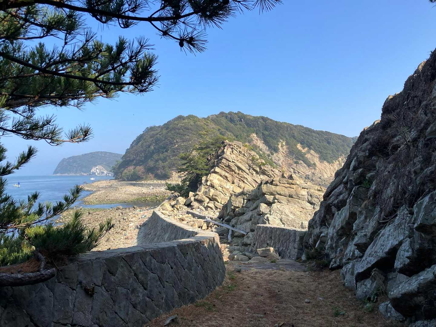 虎島に接近中
テンション上がる3人