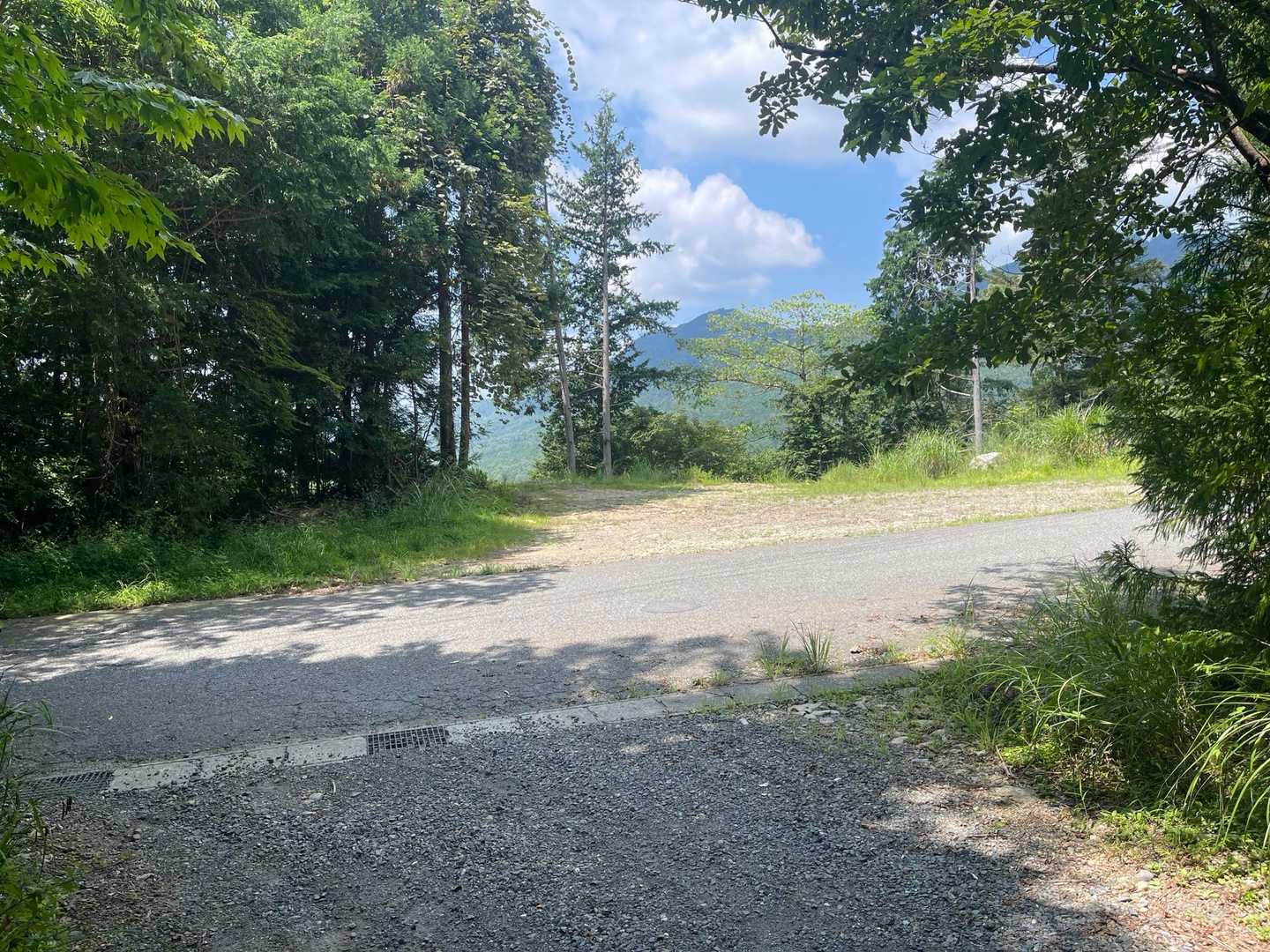 県道に合流！
朝、車で通った所やん😅
