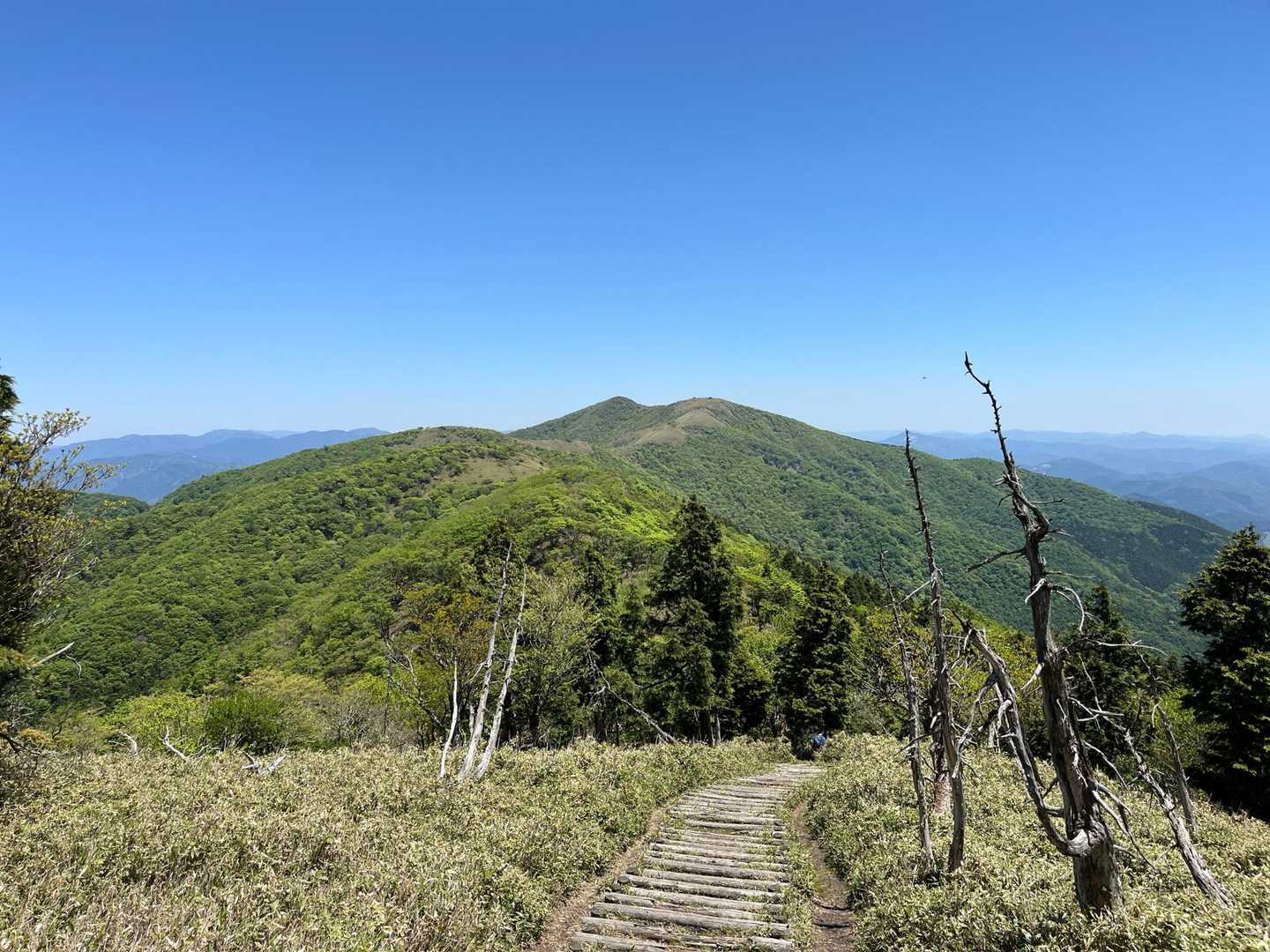 那岐山登山口-滝山 往復コースの写真