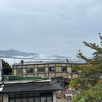 低山とは思えない雲海っぽい