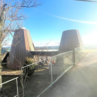 テラスに戻ってきて