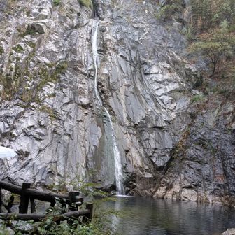 布引の滝💧