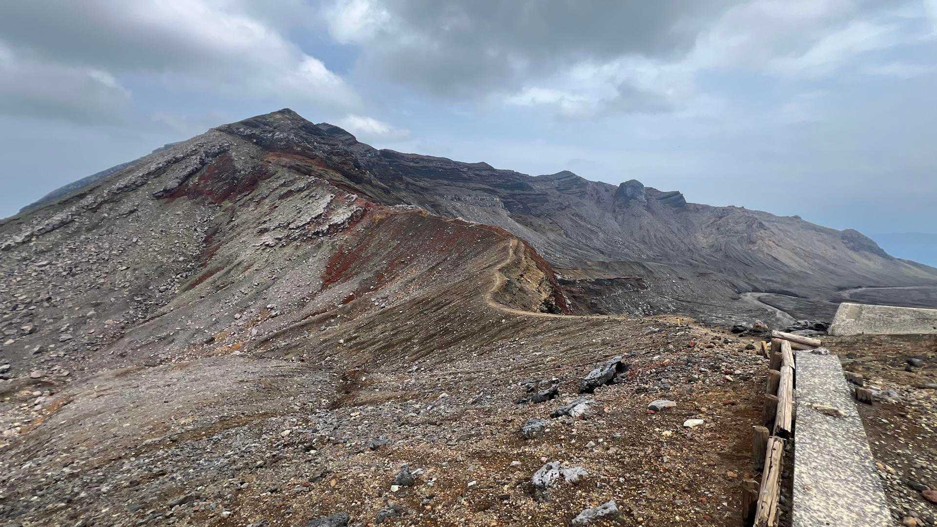 仙酔峡ルート周回 | 噴煙立ち登る大地の躍動を体感できる。阿蘇の王道コースの写真