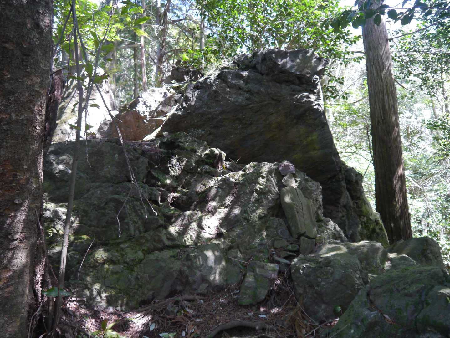 岩