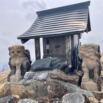 雲早神社の雨乞いの神様が祀られてる

