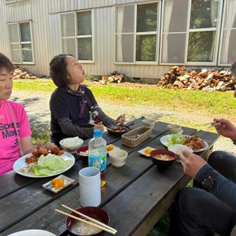 美味しくて、ぱんちくりん😋
でも混んでないのに、配膳が遅く、まさかのランチタイムが60分で
約30分のロス😢