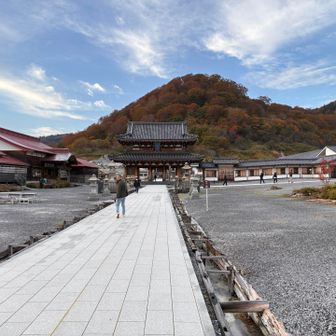時間が無いので霊場に急いで入場。