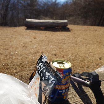 ランチ。本日5.3kg 水分1.4リットル 食料500キロカロリー。