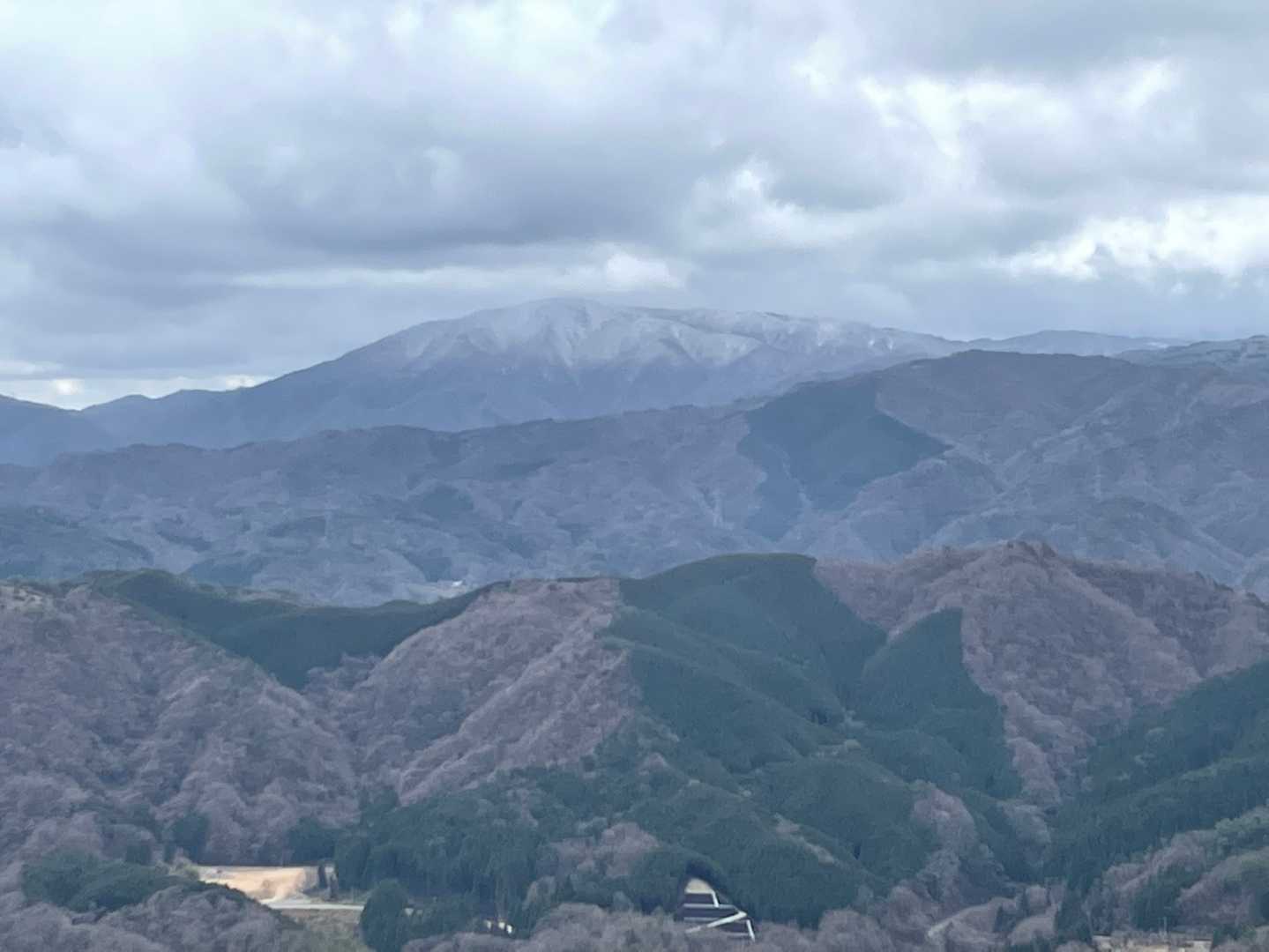 大佐山。