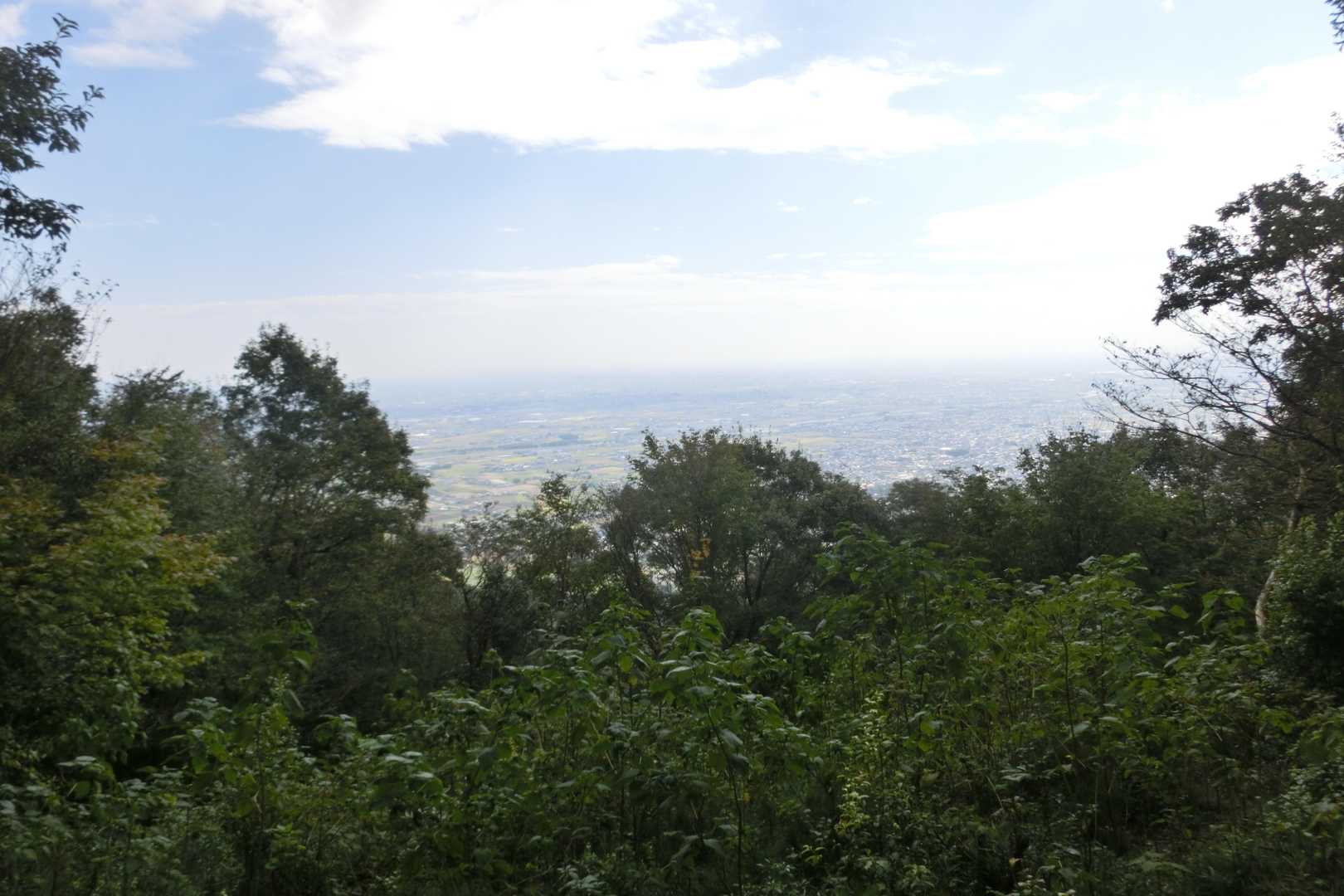 濃尾平野、、太古は海だった。
その真ん中の島は愛知県の津島ですね、岐阜にも海に沿った地名：海津がありますわ。