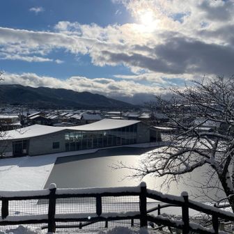 すでにふくらはぎがパンパン😨

雪はしんどくて1.5倍くらい時間が…🦵