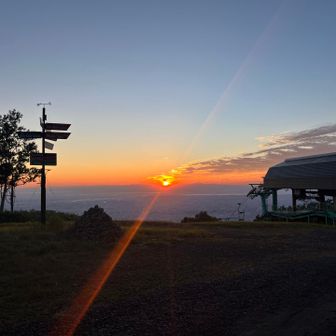 普段は下山時撮るけど、今日は登りで✨
山頂へ💪