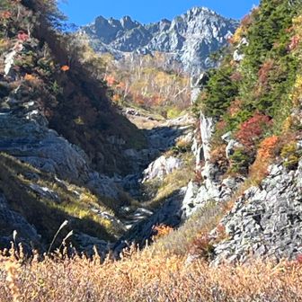 最後に奥穂！歩きにくい道なので、気をつけて！