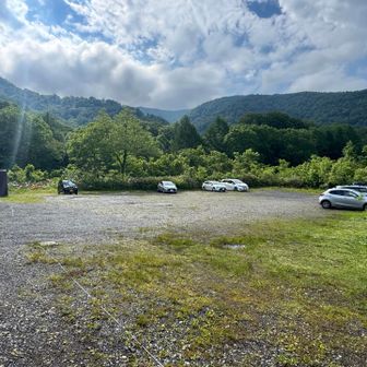 無事に駐車場🅿️
おつかれ山でした😁✨日差し強い💦