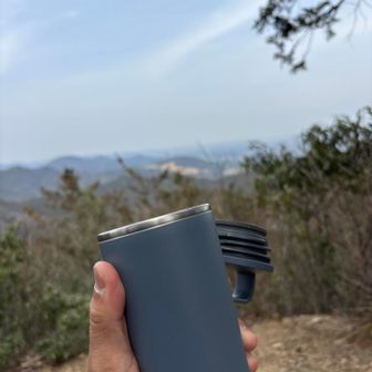 簡単にコーヒー☕️淹れてきました🎼
んまいっ！