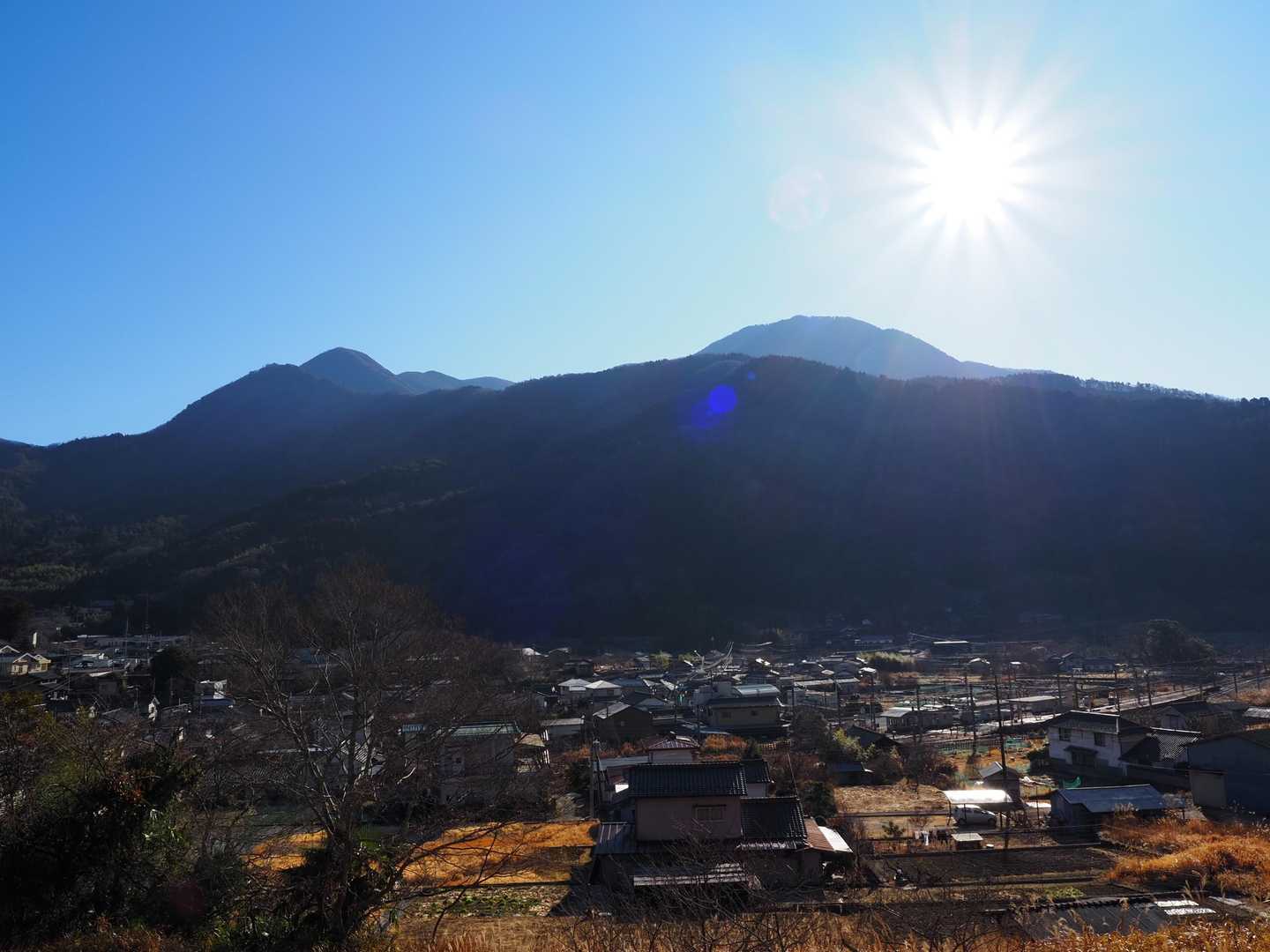 登山口からの眺め良し