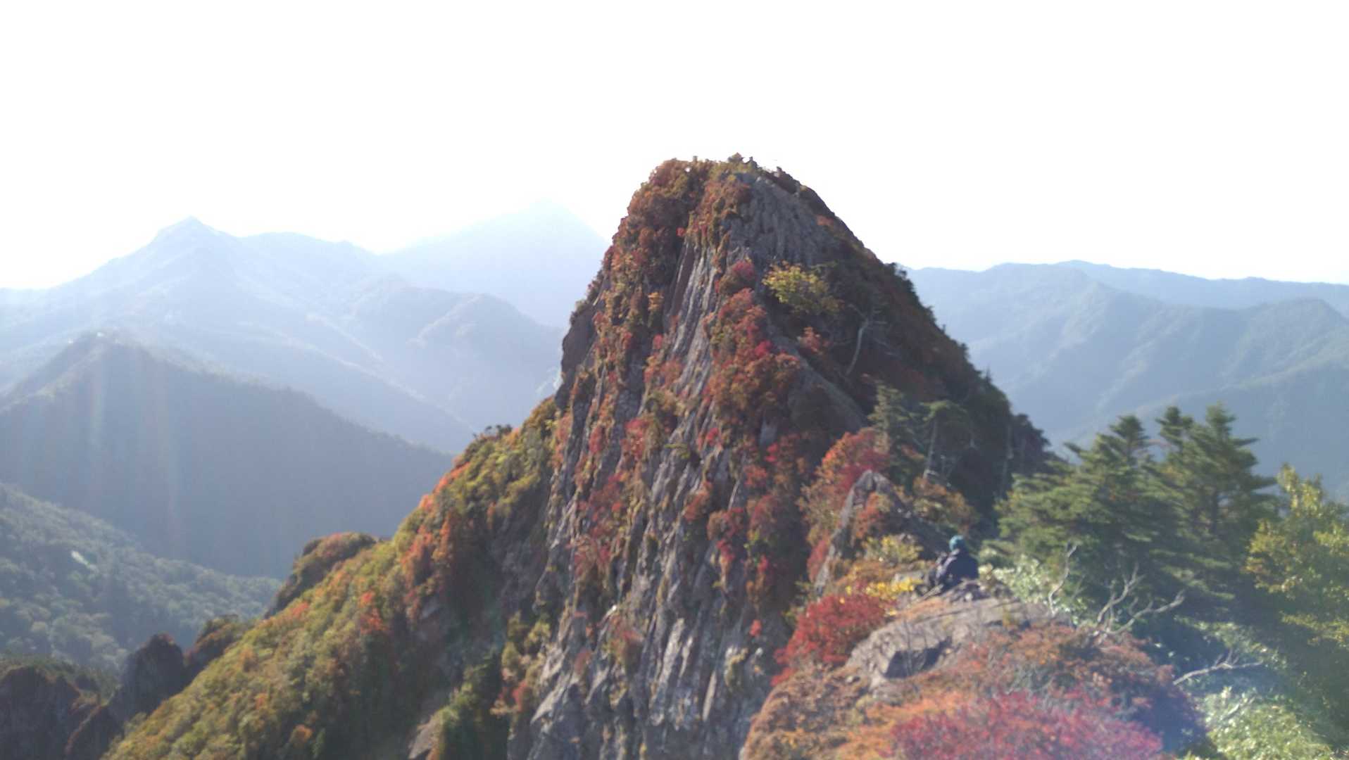 西之川登山口-石鎚神社 中宮 成就社-前社ヶ森-剣山-夜明 周回コースの写真