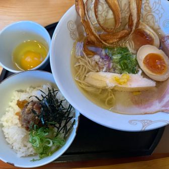 きゃー美味かったよ🤤🤝
とりそば下地橋🐓また寄ります