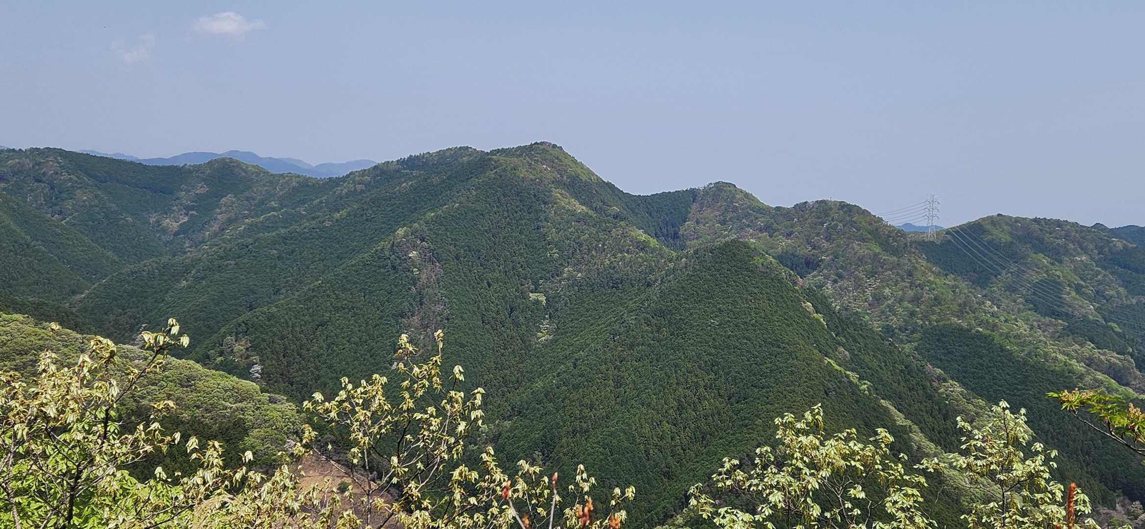石尊神社奥宮-石尊山-深高山-猪子峠-猪子山-知ノ岳-仙人 周回コースの写真