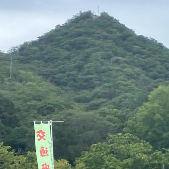 頂上にある龍ノ口八幡宮へ🙌