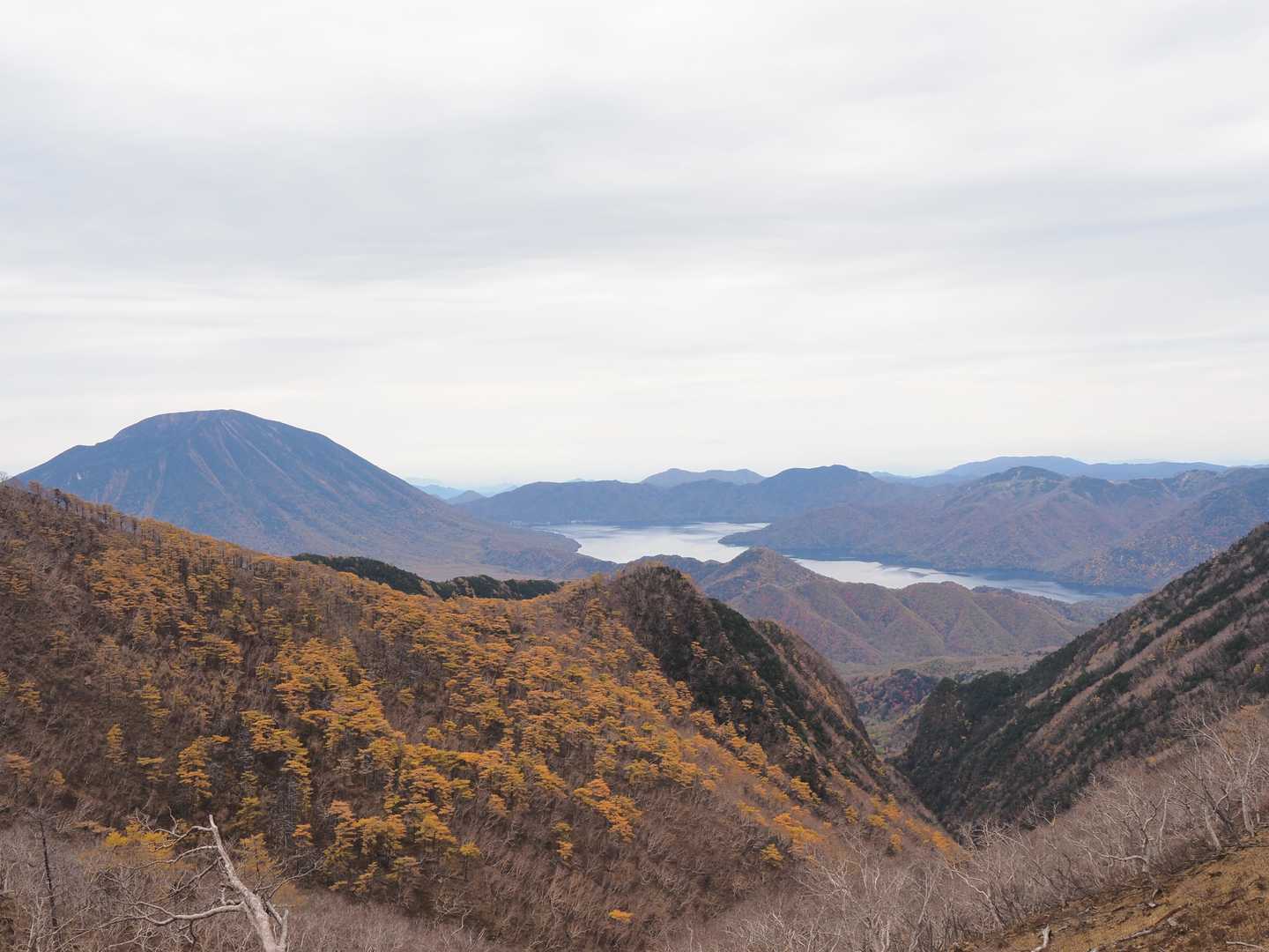 それにしても今日はあまり天気は良くなかったけど絶景が見れて良かった😊