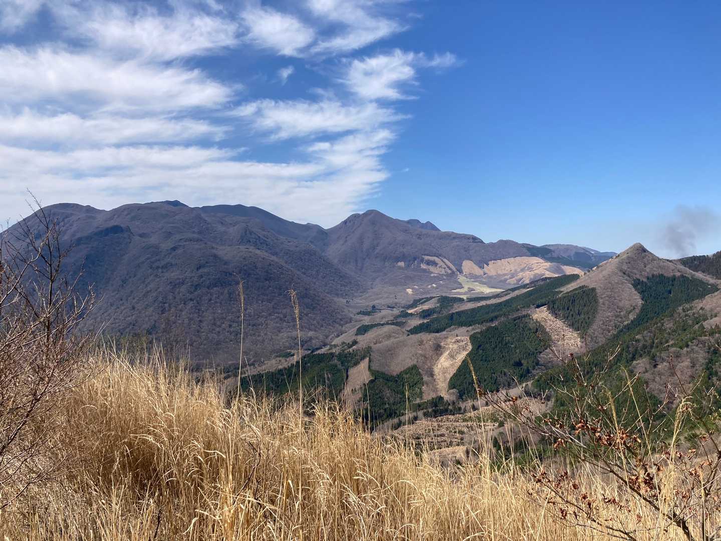 開けて くじゅう連山😆