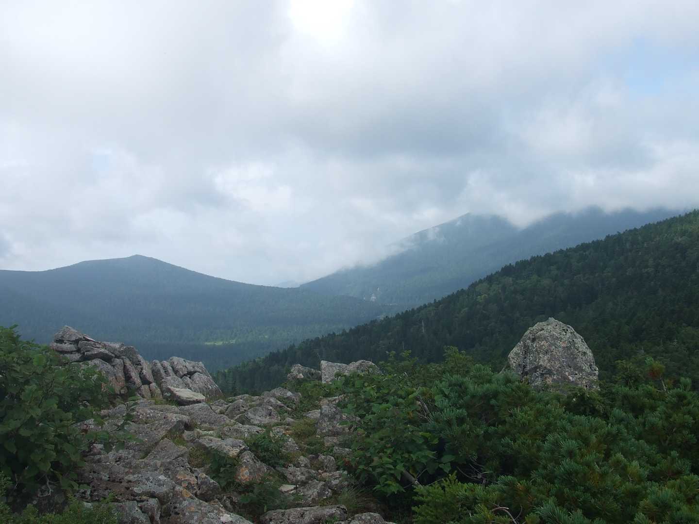 兵子山頂到着