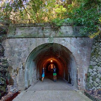 明治トンネル