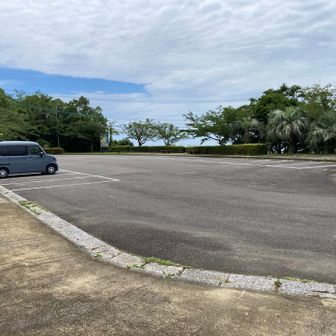 駐車場はこんな感じ。