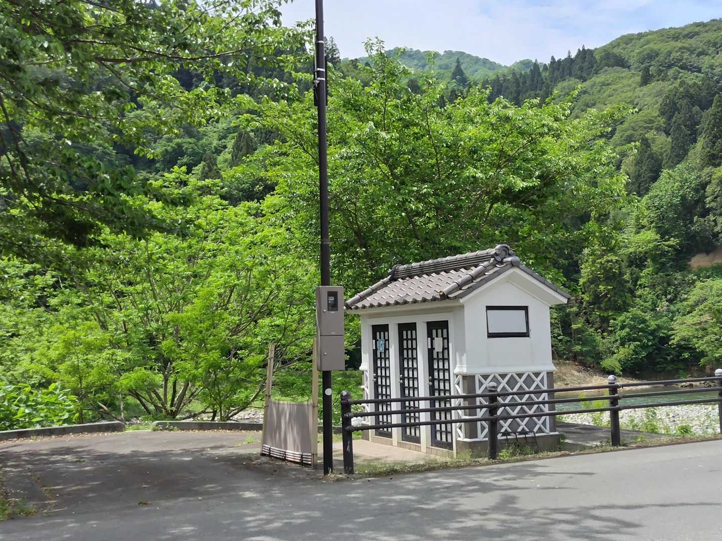 🅿️に🚻あり👍