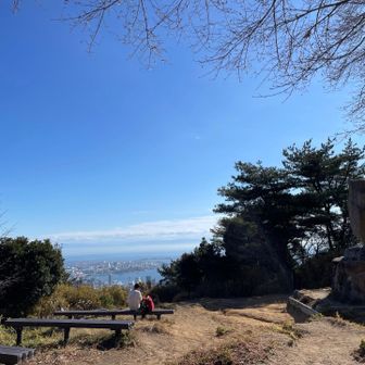 前回は暑さに、今回は足攣りに苦しんだ鬼門の菊水山😆