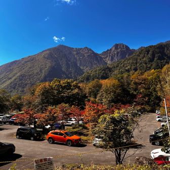 無事、鍋平の駐車場に下山
