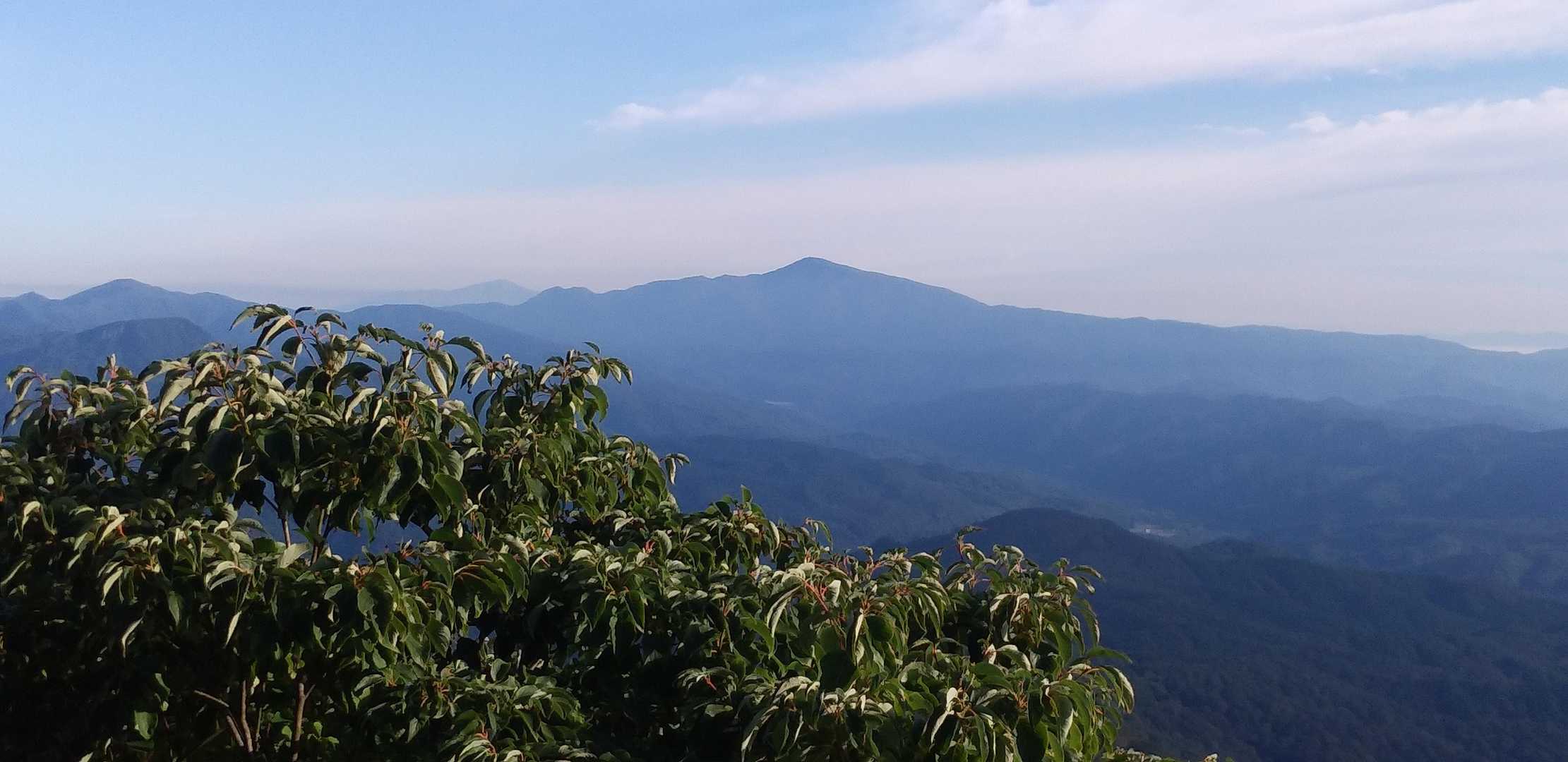 月山の後に鳥海山