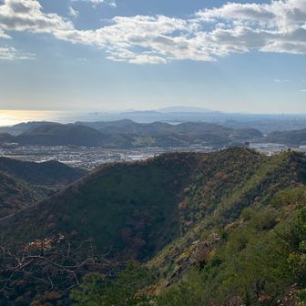 ピークから見える島々、家島や小豆島、四国の山脈まで絶景でした♪